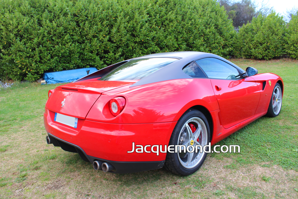 Bouclier arrière Ferrari 599 par Jacquemond.